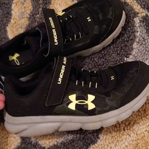 Kids shoes
